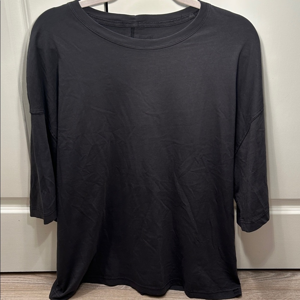 We The Free Black 3/4 Sleeve T-Shirt 💯 Cotton Medium Dark Charcoal Casual
